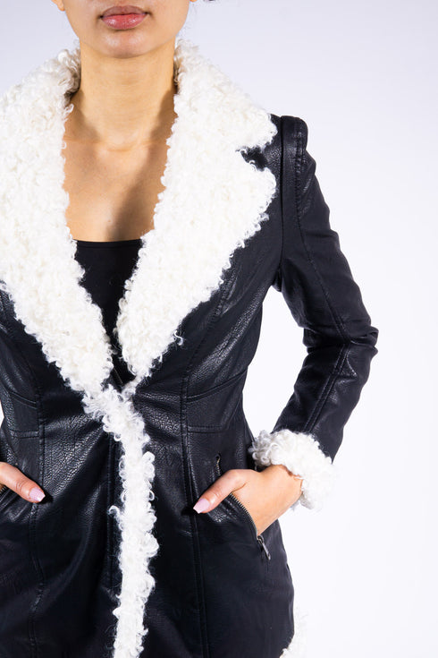 DEAL (coat)